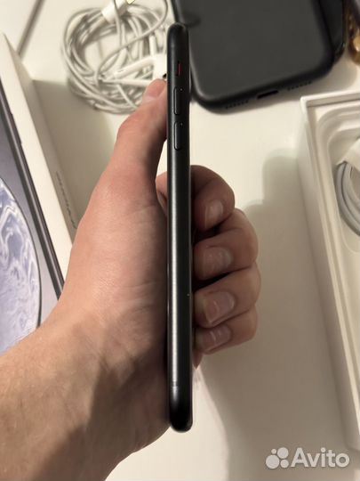 iPhone Xr, 128 ГБ