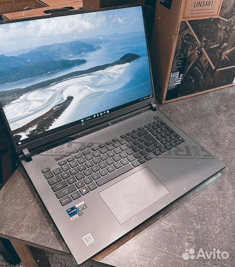Продам ноутбук Asus ROG strix g18