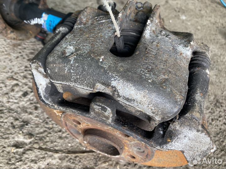 Тормозные суппорта Рено laguna 1 передние