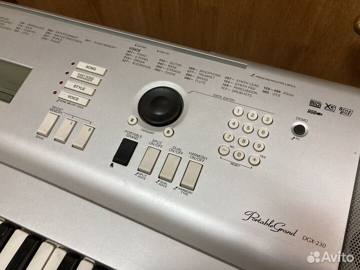 Yamaha DGX 230 Покупка/Продажа