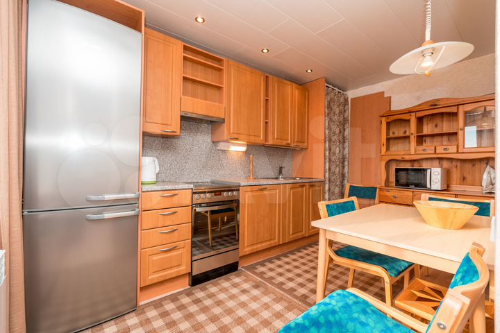 2-к. квартира, 61 м², 5/5 эт.