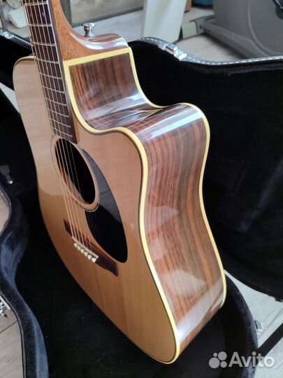 Takamine EG330SCE +кейс