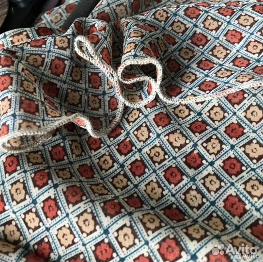 Платье с воланами 44