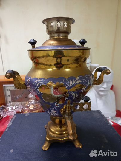 Самовары и подстаканники