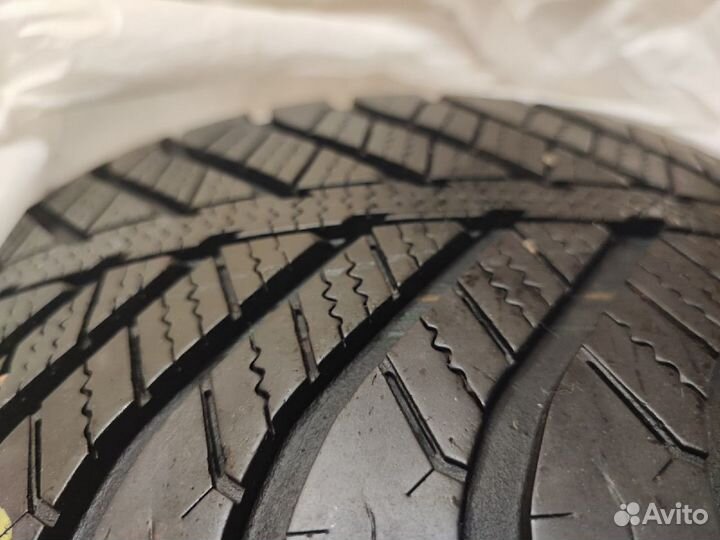 Goodyear Vector 4Seasons 205/55 R16