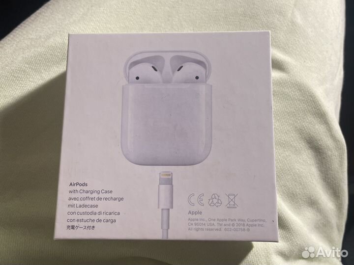 Коробка от наушников apple