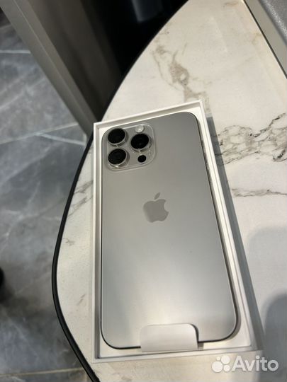 iPhone 15 Pro Max, 256 ГБ