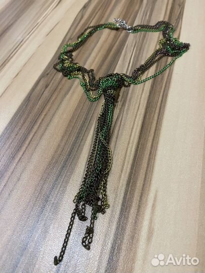 Ожерелье из цепочек