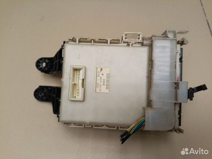 Блок предохранителей Toyota Corolla 1zrfe 1600CC