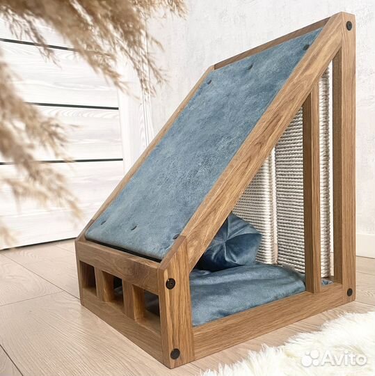 Когтеточка. Домик для кошки