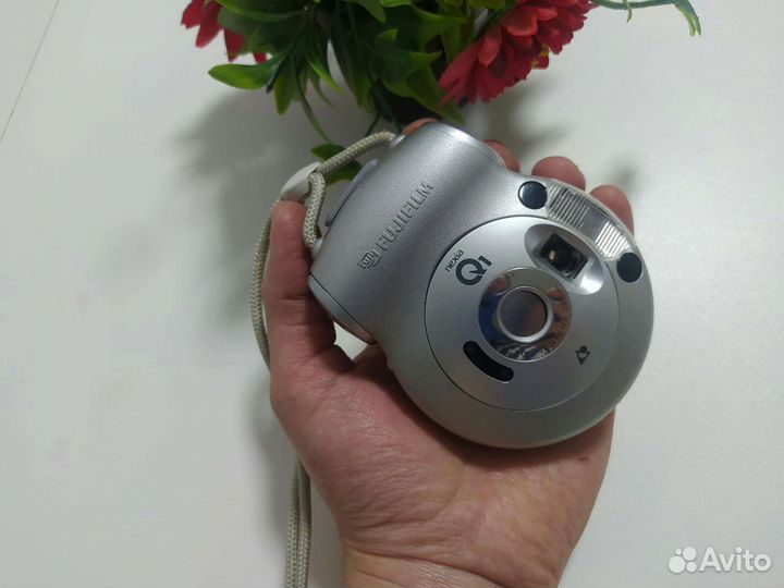 Фотоаппарат Fujifilm Nexia Q1
