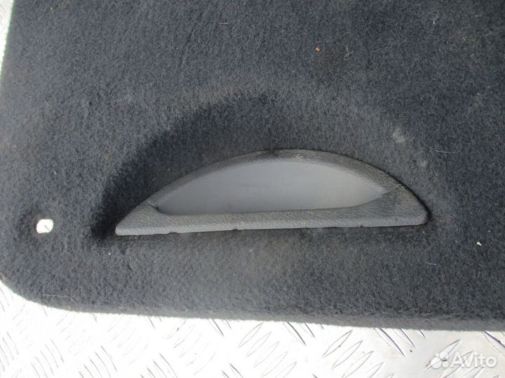 Обшивка двери багажника Renault Laguna 2 02г Унив