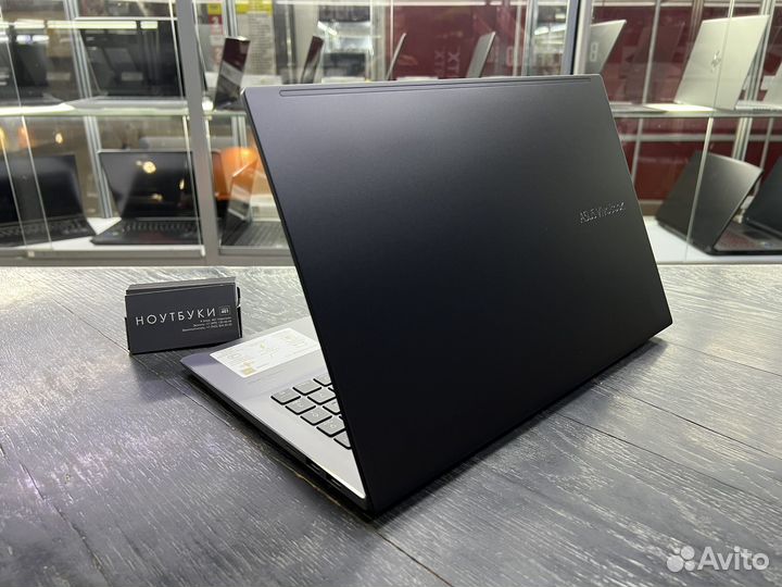 Новый ультрабук Asus VivoBook S15 i5/8/512