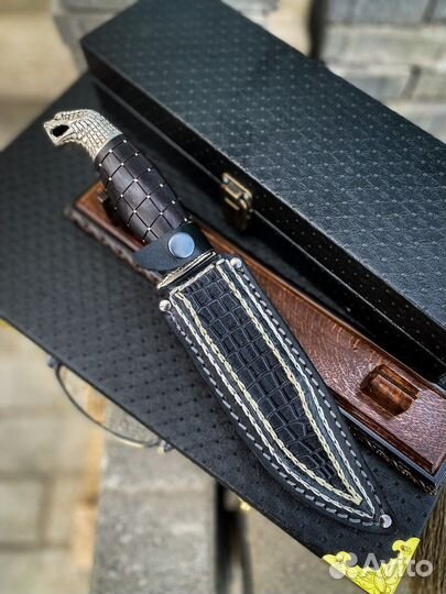 Нож Гюрза из дамаской стали