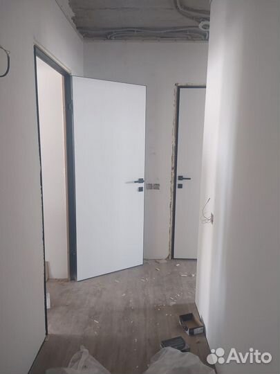 Скрытые двери с черной кромкой