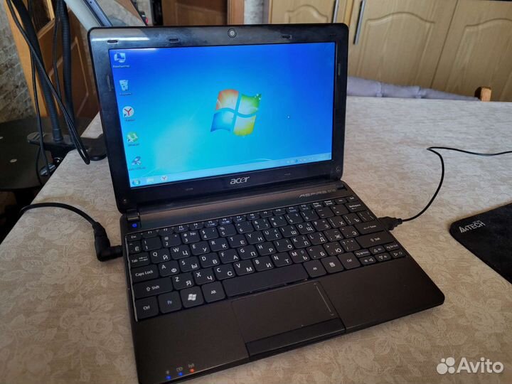 Нетбук acer aspire one
