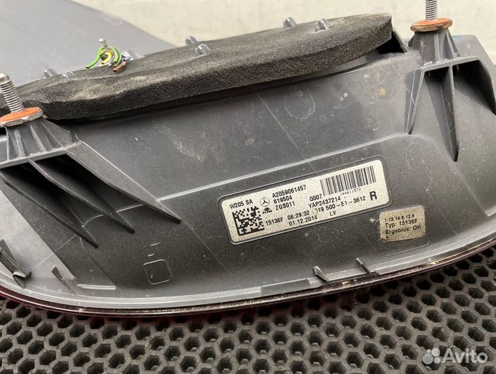 Задние фонари Mercedes-Benz C-Class W205 274.910