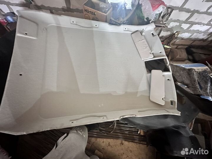 Потолок priora хэтчбек