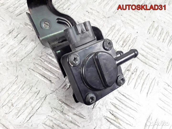 Клапан воздушный Toyota Corolla Verso 8948064010