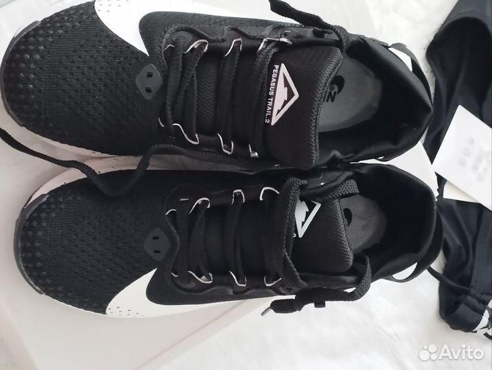 Кроссовки женские 38 размер новые