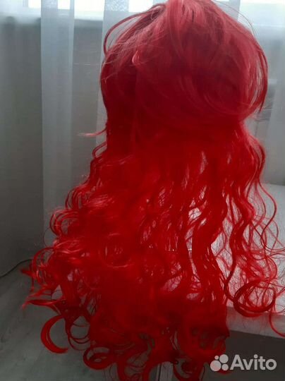 Парик красный