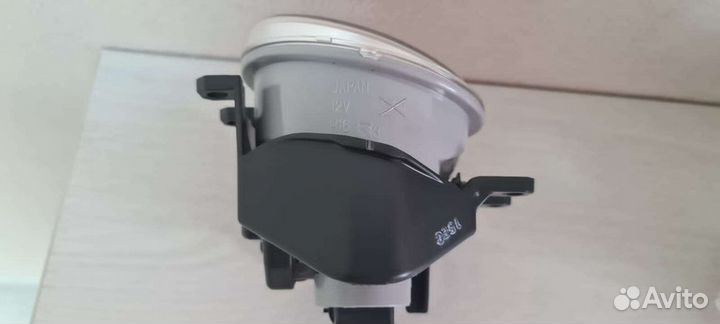 Фара противотуманная Toyota Rav - 4