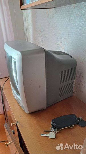 Телевизор бу Polar