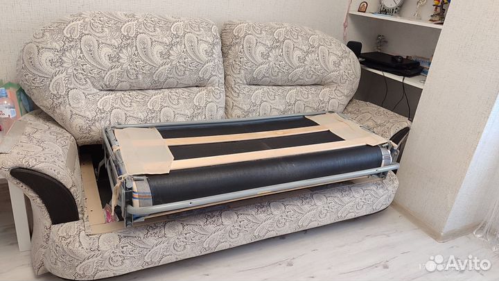 Диван очень классный бу
