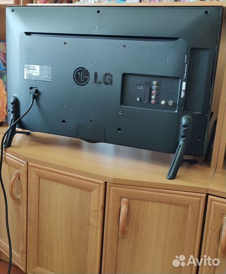 Телевизор LG 32LB552U