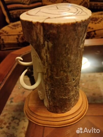 Изделие из бивня мамонта