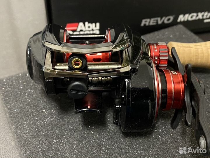Abu Garcia revo mgxtreme 2 LP