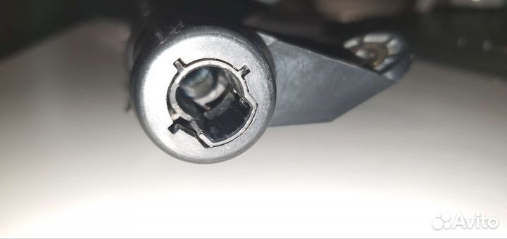 Форсунка омывателя фар Kia Sorento 2.5 bl