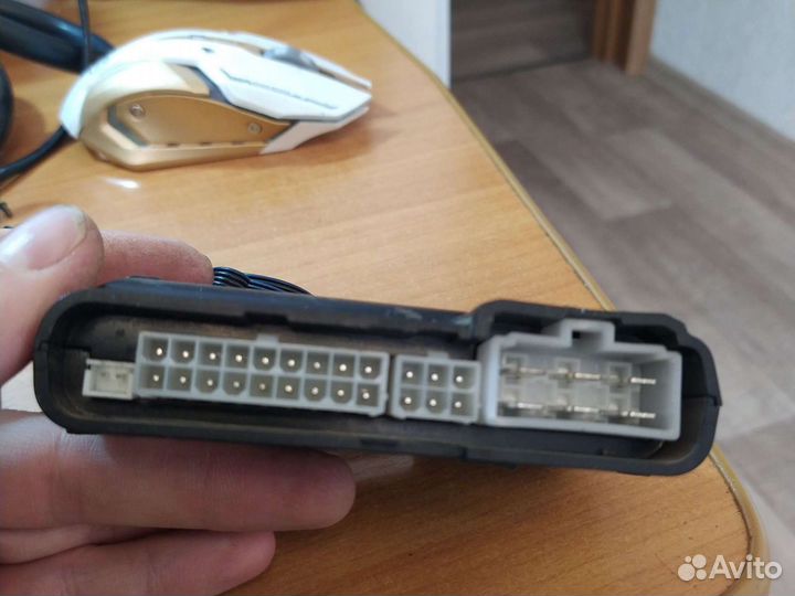 Блок от сигнализации tomahawk 9.9