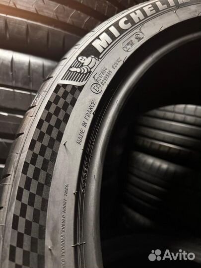 Michelin Pilot Sport 4 S 265/40 R22 106Y