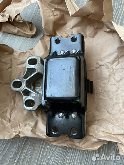 Подушка двигателя volkswagen