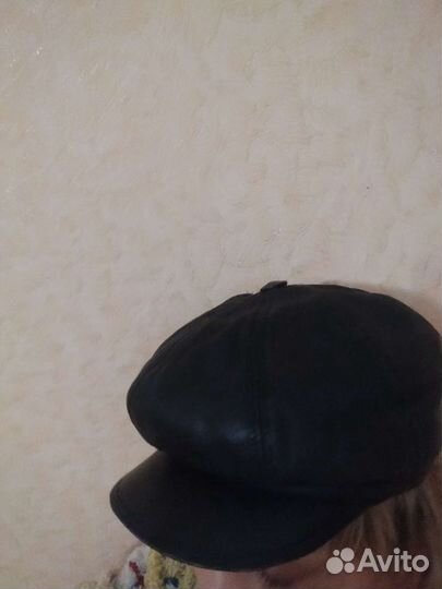 Кожанная кепка
