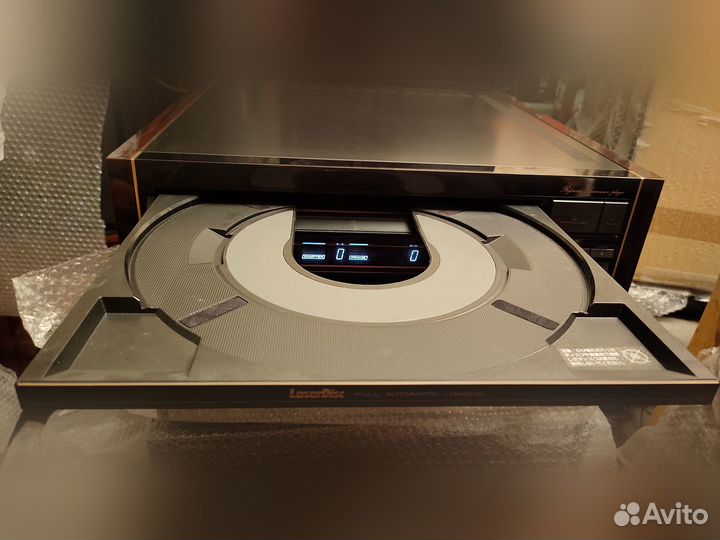 Pioneer.Эталонный high-END под 20 кг LD плеер