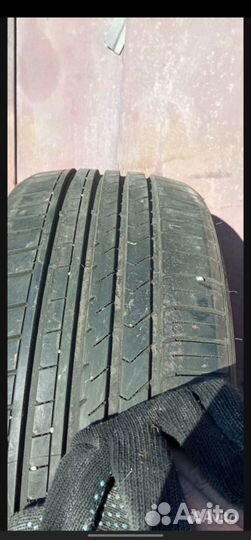 Accelera Accelera 215/35 R19 26D