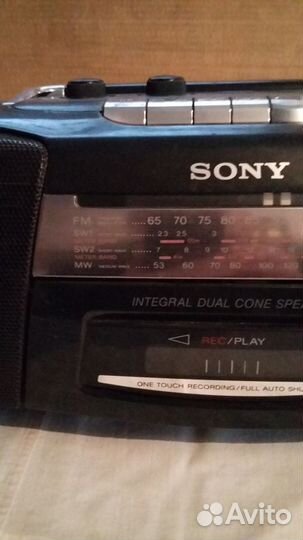 Магнитола кассетная Sony CFS-B5S / 40W