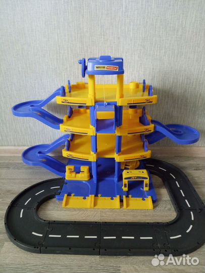 Парковка для машинок полесье