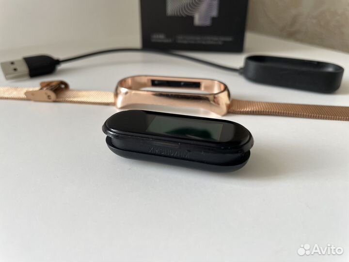 Смарт часы xiaomi mi band 4