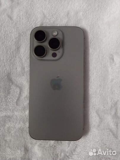 iPhone 15 Pro, 256 ГБ