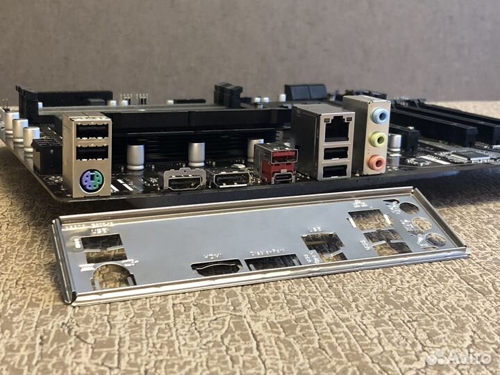 Intel Socket LGA1700 Gigabyte B660 DS3H DDR4