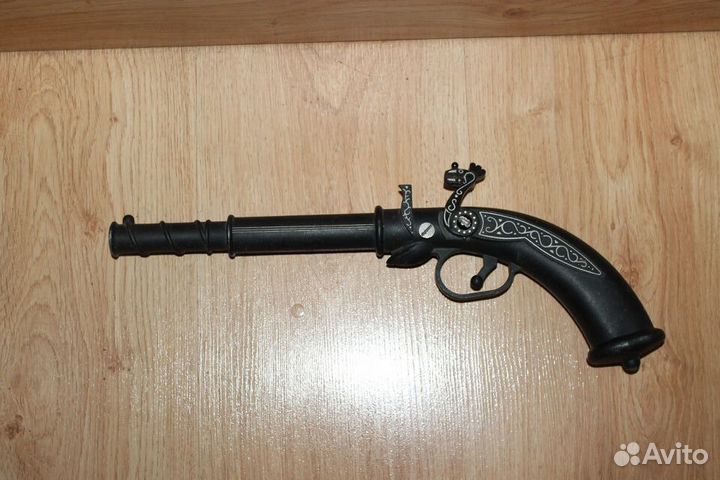 Портсигары*.статуэтки* вазы и др.из СССР