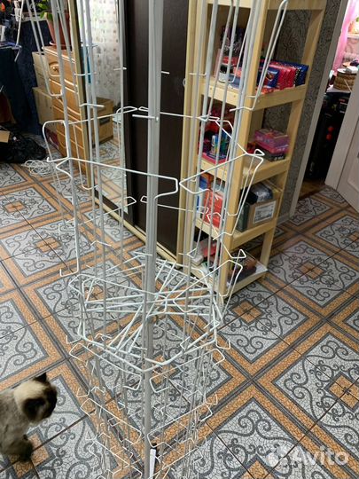 Стойка для открыток