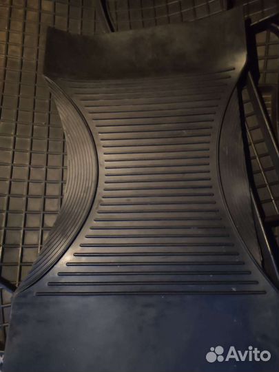 Ковры резиновые на Hyundai Santa Fe 2