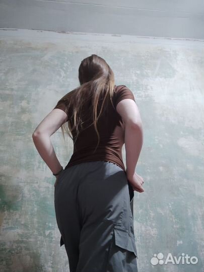 Футболка с высоким горлом