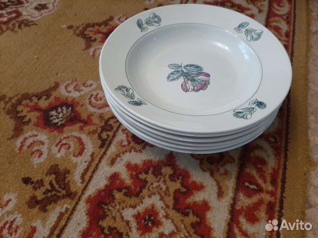 Тарелки и банки 1л