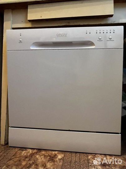 Посудомоечная машина компактная Ginzzu DC281 white