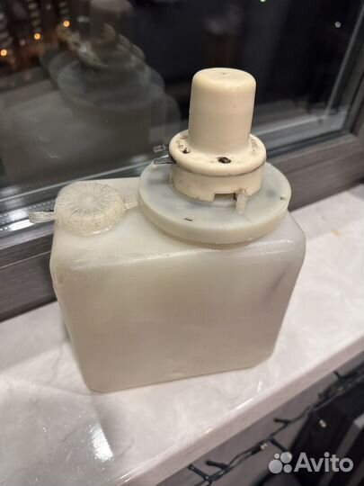 Бачок омывателя ваз 2106